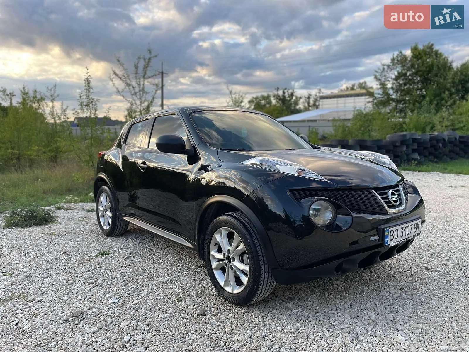 2011 Nissan Juke - мініатюра 2