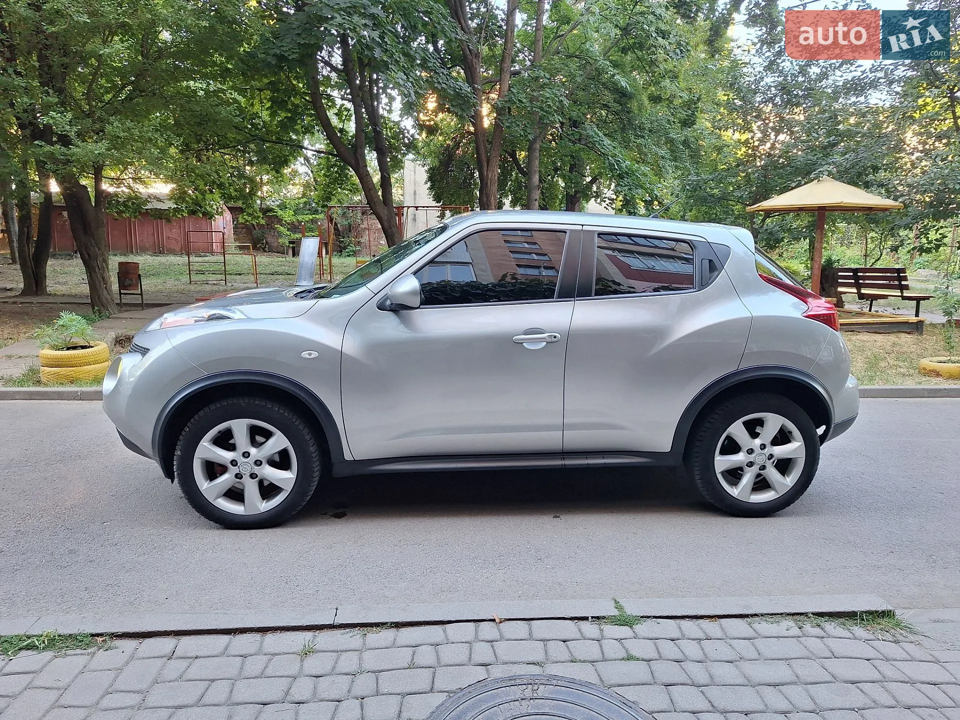 2010 Nissan Juke - мініатюра 9