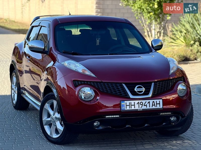 Позашляховик / Кросовер Nissan Juke 2011 в Одесі