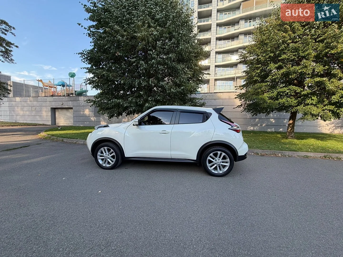 2017 Nissan Juke - мініатюра 16
