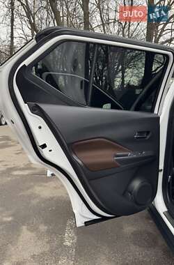 Внедорожник / Кроссовер Nissan Kicks 2018 в 