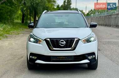 Позашляховик / Кросовер Nissan Kicks 2018 в 