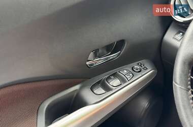 Позашляховик / Кросовер Nissan Kicks 2018 в 