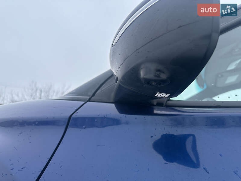 Внедорожник / Кроссовер Nissan Kicks 2018 в Киеве