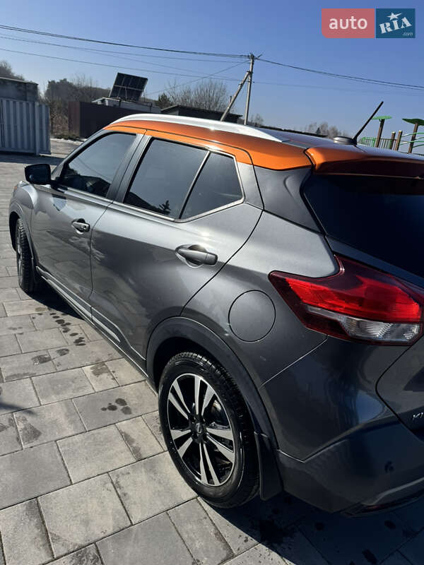 Внедорожник / Кроссовер Nissan Kicks 2020 в Львове
