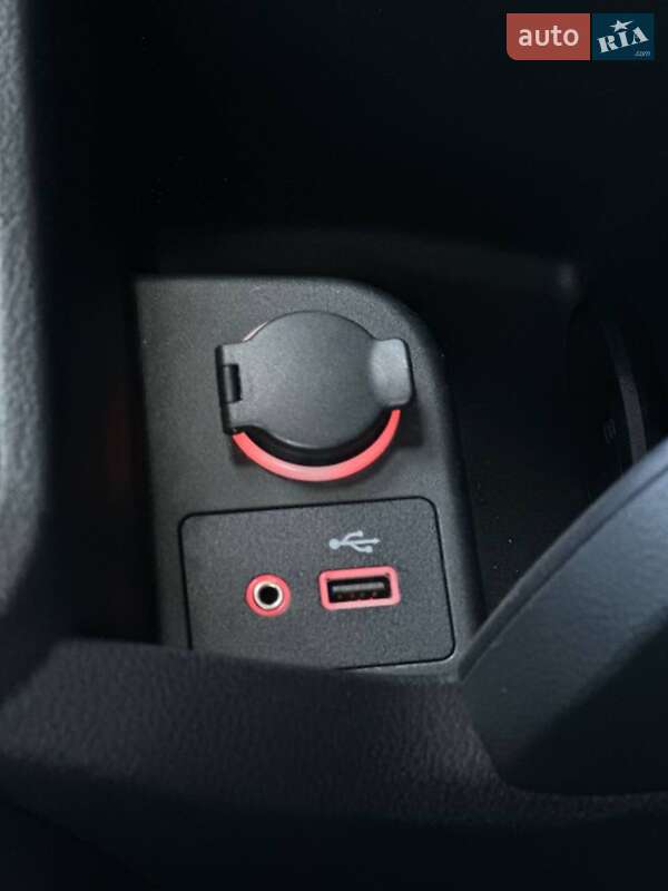 Внедорожник / Кроссовер Nissan Kicks 2021 в Киеве фото 25 Внедорожник / Кроссовер Nissan Kicks 2021 в Киеве