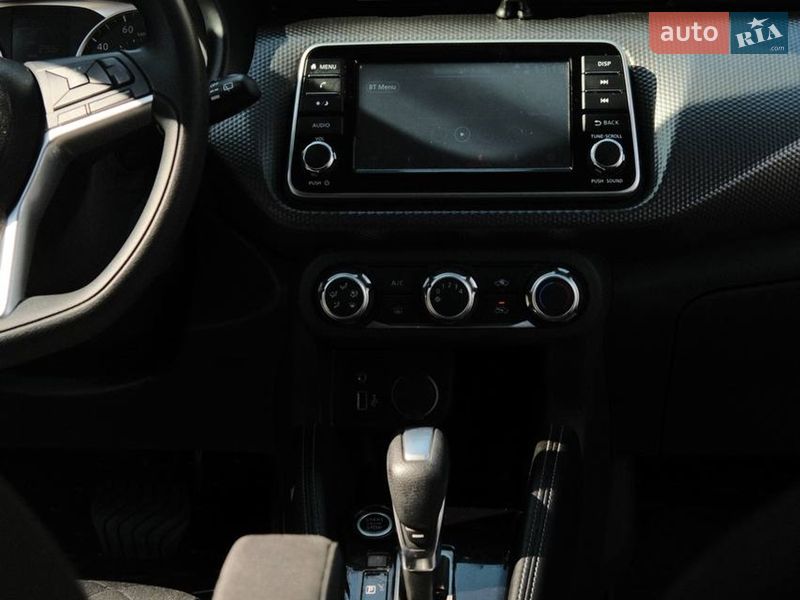 Внедорожник / Кроссовер Nissan Kicks 2019 в Киеве фото 4 Внедорожник / Кроссовер Nissan Kicks 2019 в Киеве