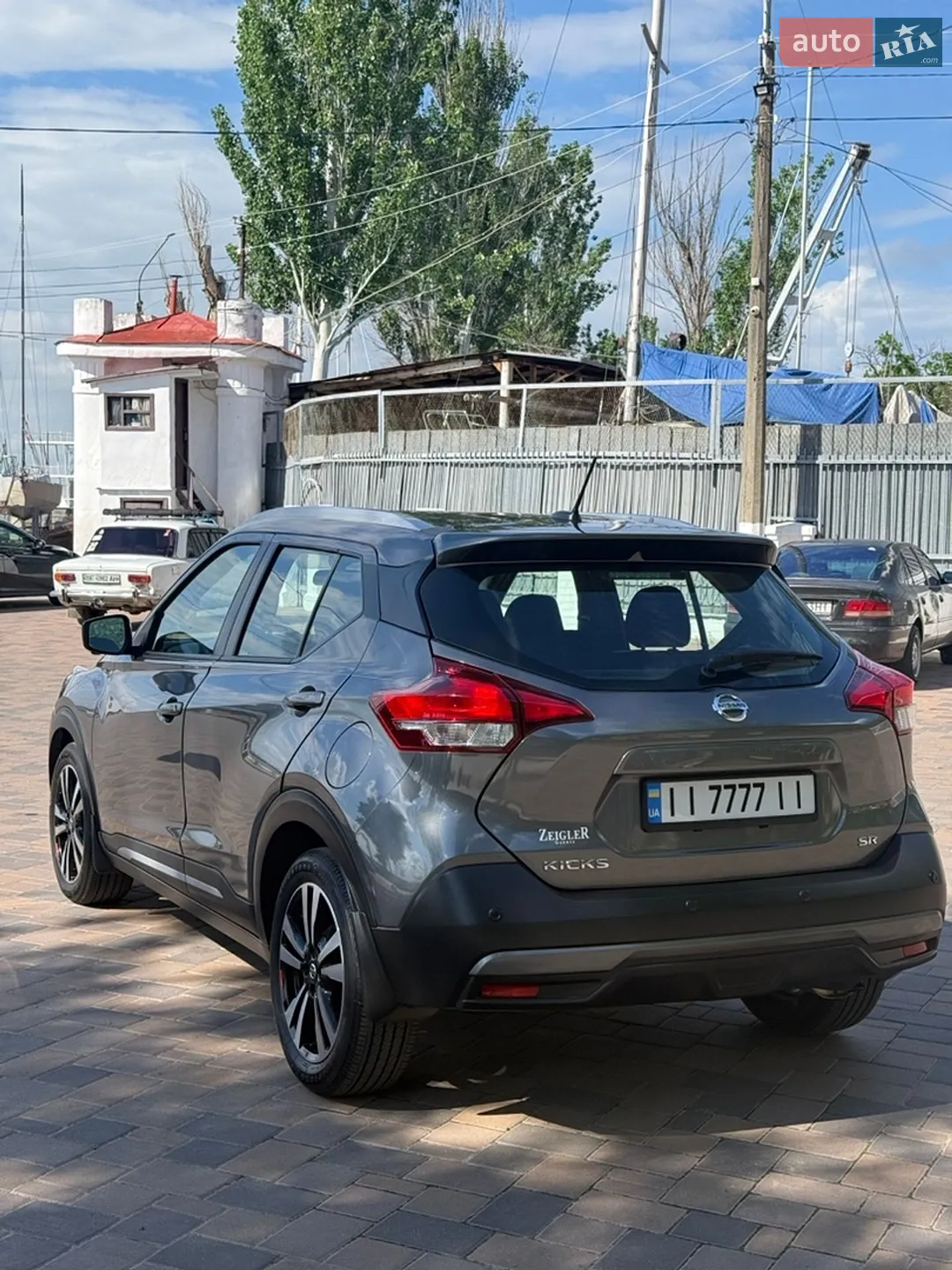 2020 Nissan Kicks - мініатюра 8