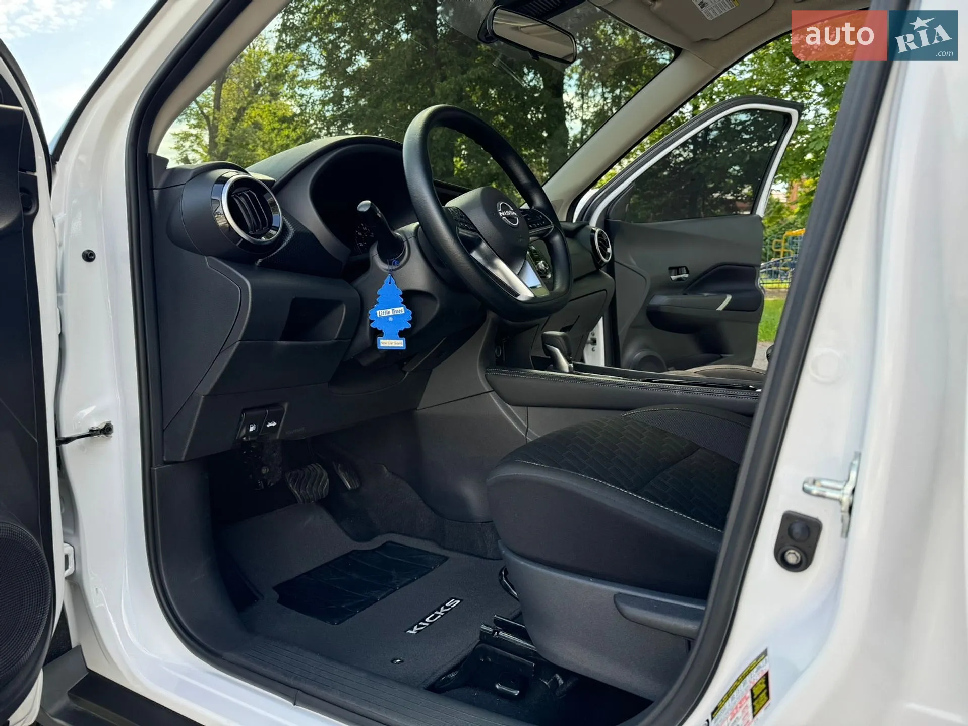 2025 Nissan Kicks - мініатюра 37