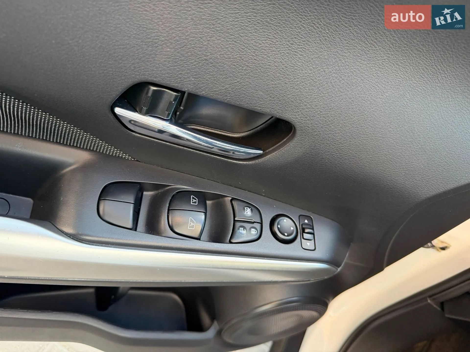 2020 Nissan Kicks - мініатюра 6