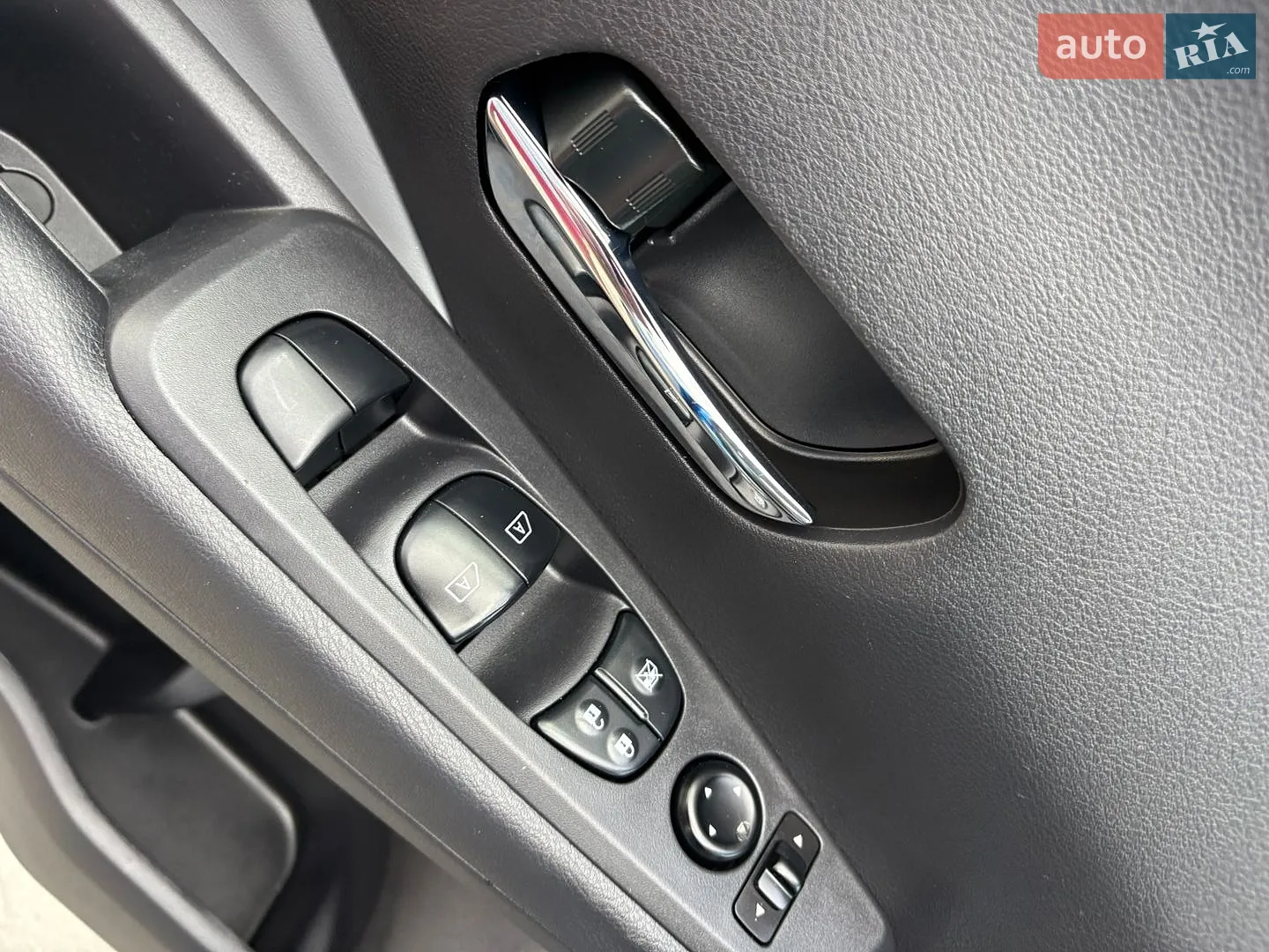 2023 Nissan Kicks - мініатюра 31