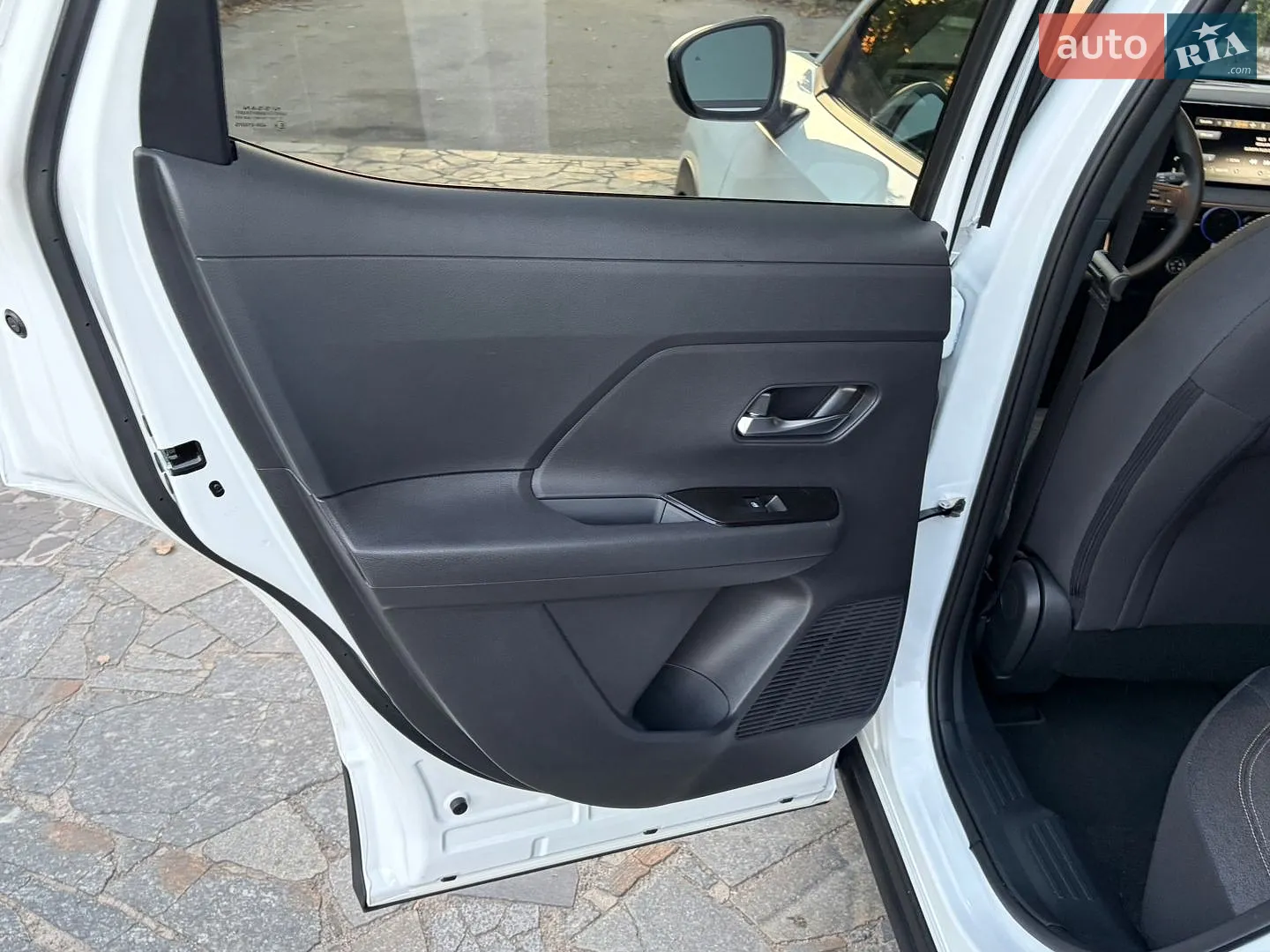 2025 Nissan Kicks - мініатюра 22
