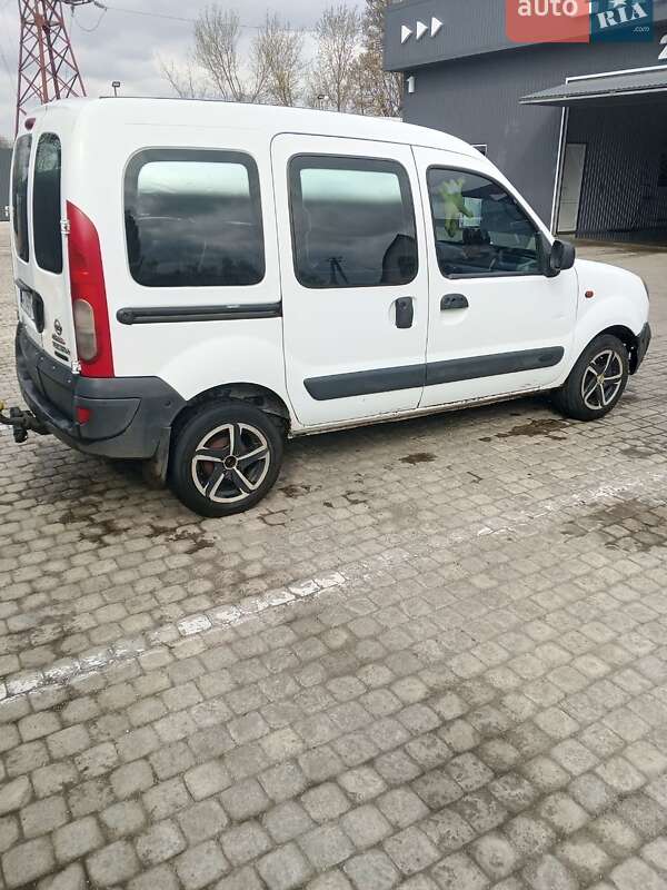 Nissan Kubistar 2005