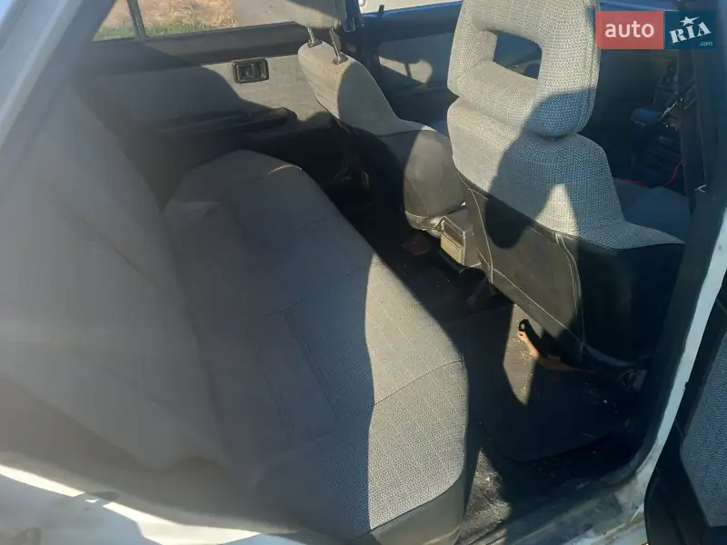 Nissan Langley 1987 VIN JN1BH0000H3605949 фото оголошення 7 з 22