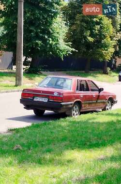 Седан Nissan Laurel 1986 в Черкасах