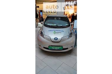 Хетчбек Nissan Leaf 2013 в Києві