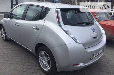 Хэтчбек Nissan Leaf 2013 в Одессе