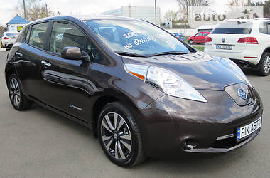 Хэтчбек Nissan Leaf 2016 в Киеве