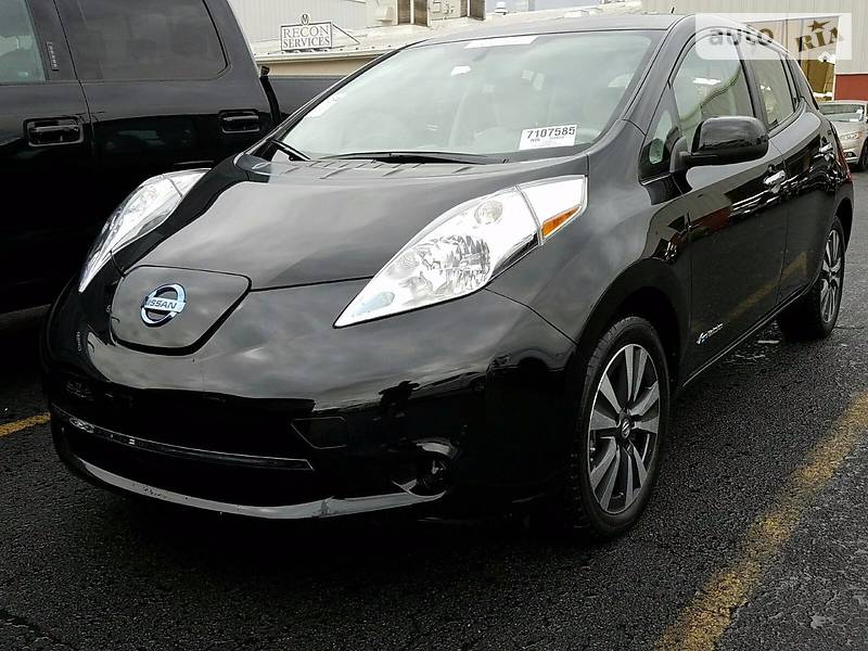 Хэтчбек Nissan Leaf 2014 в Днепре