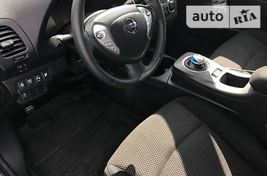 Хэтчбек Nissan Leaf 2015 в Днепре