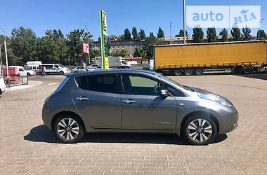 Хэтчбек Nissan Leaf 2013 в Житомире