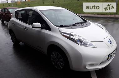 Хэтчбек Nissan Leaf 2013 в Киеве