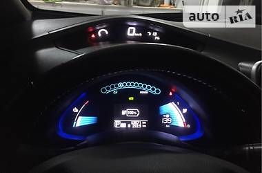 Хэтчбек Nissan Leaf 2015 в Измаиле