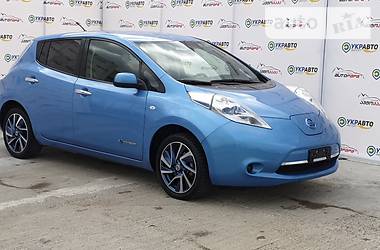 Хэтчбек Nissan Leaf 2013 в Днепре