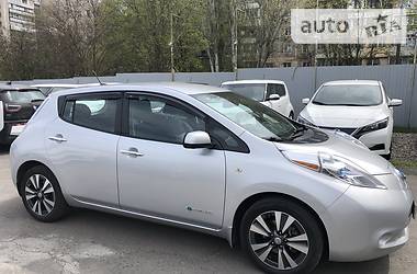 Хэтчбек Nissan Leaf 2013 в Одессе