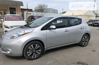 Хэтчбек Nissan Leaf 2013 в Одессе