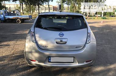 Хетчбек Nissan Leaf 2015 в Івано-Франківську