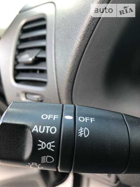 Хетчбек Nissan Leaf 2015 в Києві фото 18 Хетчбек Nissan Leaf 2015 в Києві