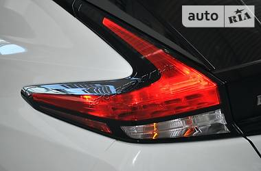 Хетчбек Nissan Leaf 2018 в 