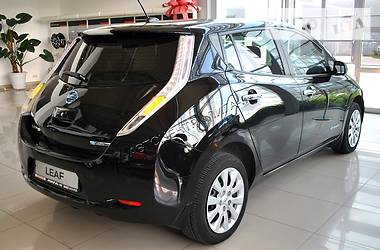 Хетчбек Nissan Leaf 2015 в Хмельницькому