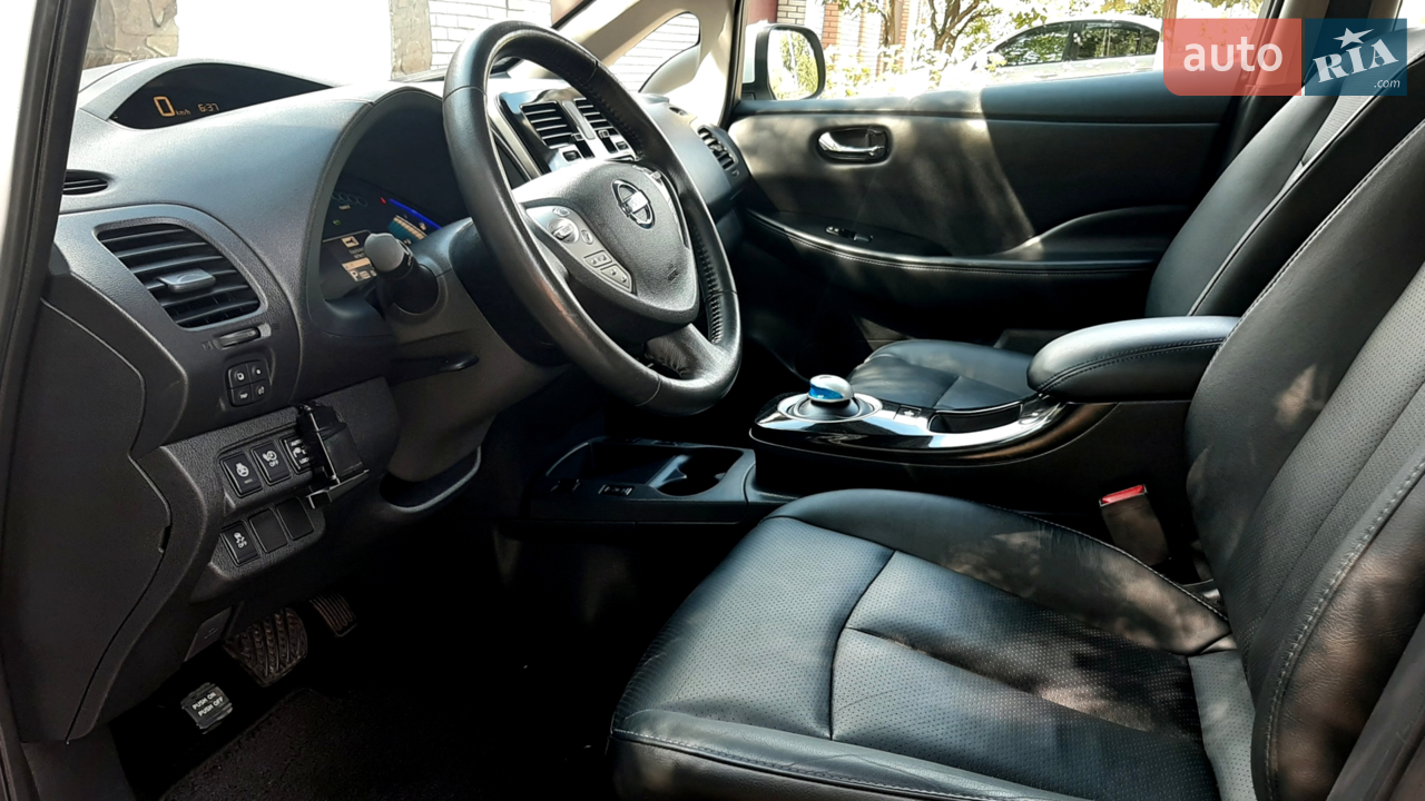2014 Nissan Leaf - мініатюра 38