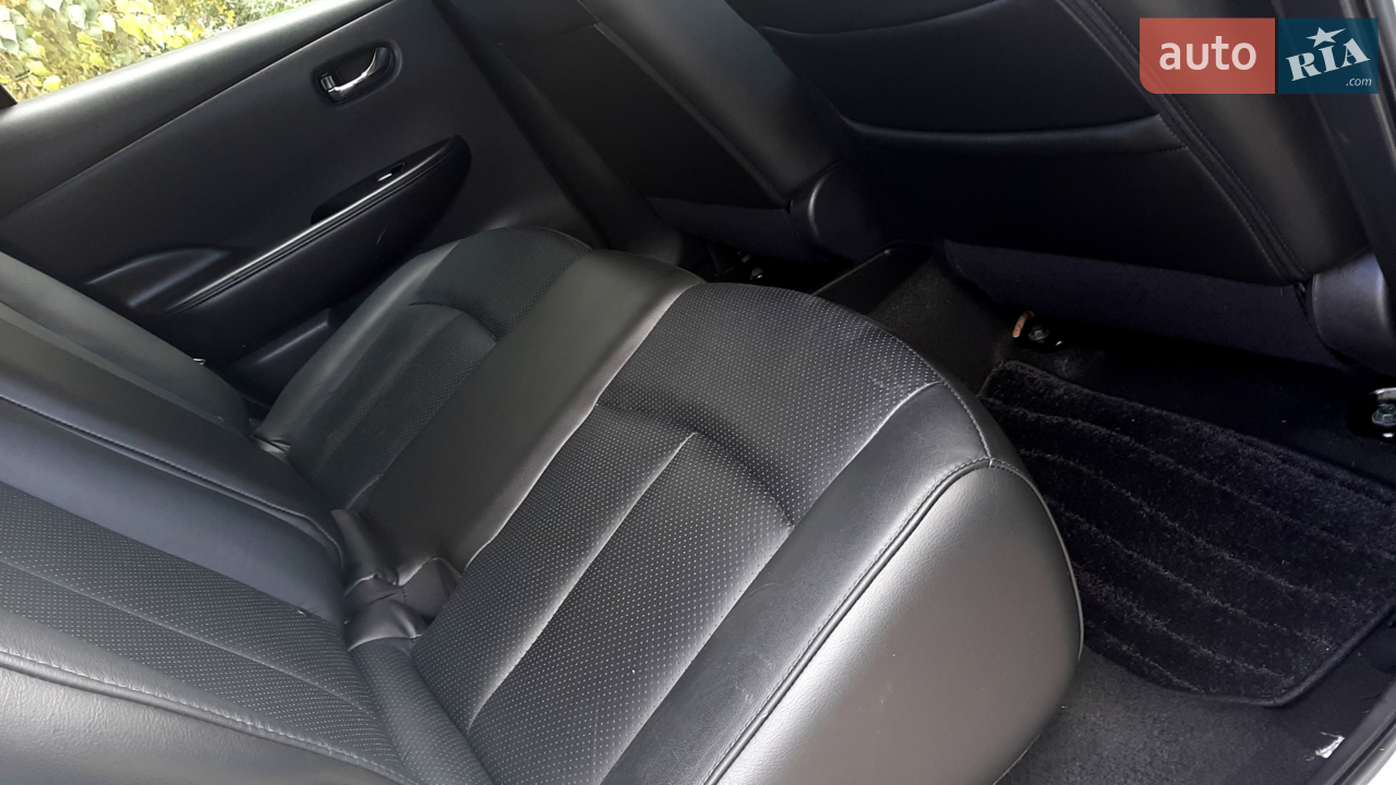 2014 Nissan Leaf - мініатюра 41