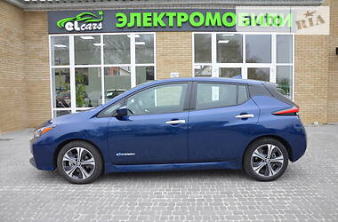 Хетчбек Nissan Leaf 2018 в 
