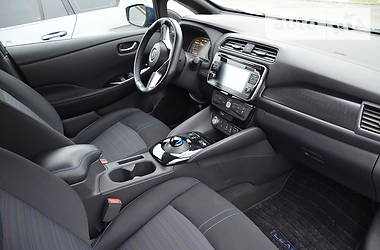 Хетчбек Nissan Leaf 2018 в 