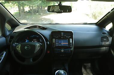 Хетчбек Nissan Leaf 2013 в Ніжині