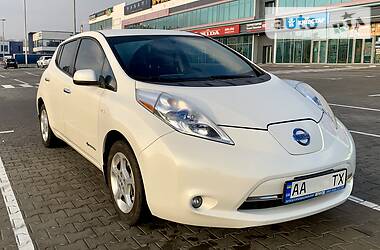 Хэтчбек Nissan Leaf 2013 в Киеве