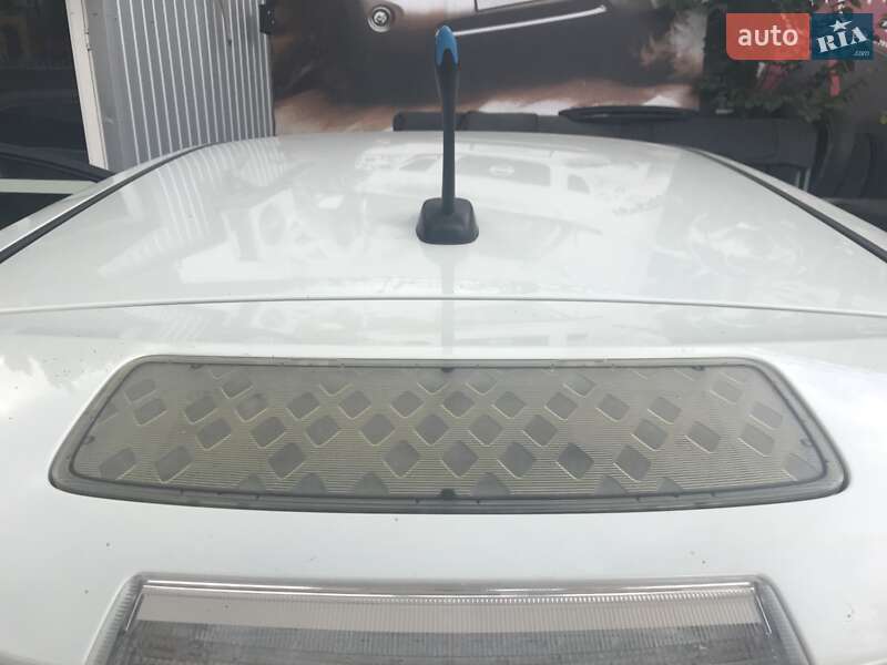 Хетчбек Nissan Leaf 2011 в Миколаєві