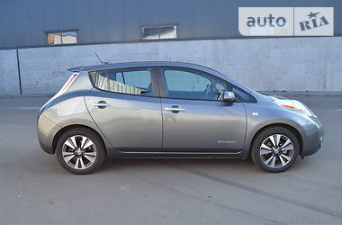 Хэтчбек Nissan Leaf 2014 в Киеве