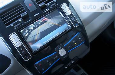 Хетчбек Nissan Leaf 2012 в 