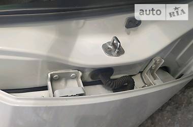 Хетчбек Nissan Leaf 2014 в 
