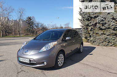 Хэтчбек Nissan Leaf 2014 в Одессе