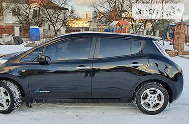 Хэтчбек Nissan Leaf 2014 в Тернополе