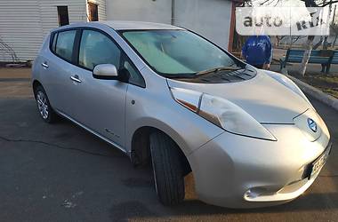 Универсал Nissan Leaf 2017 в Киеве