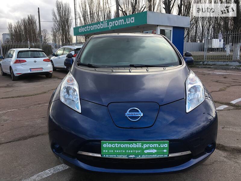Хетчбек Nissan Leaf 2016 в Києві
