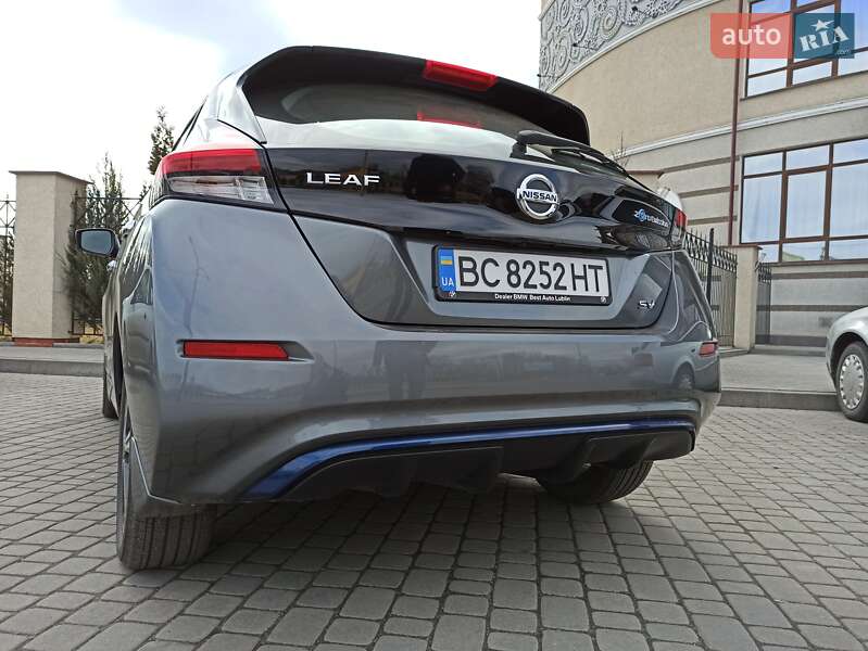 Хетчбек Nissan Leaf 2018 в Шептицькому