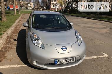 Хэтчбек Nissan Leaf 2014 в Кривом Роге